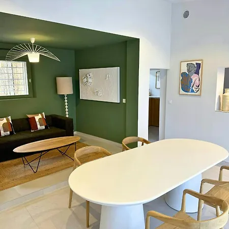 Mazet With Pool In Garrigue Prázdninový dům