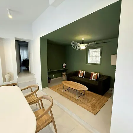 Mazet With Pool In Garrigue * Nîmes