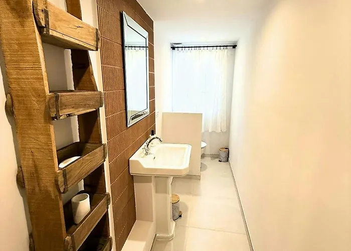 Mazet With Pool In Garrigue *